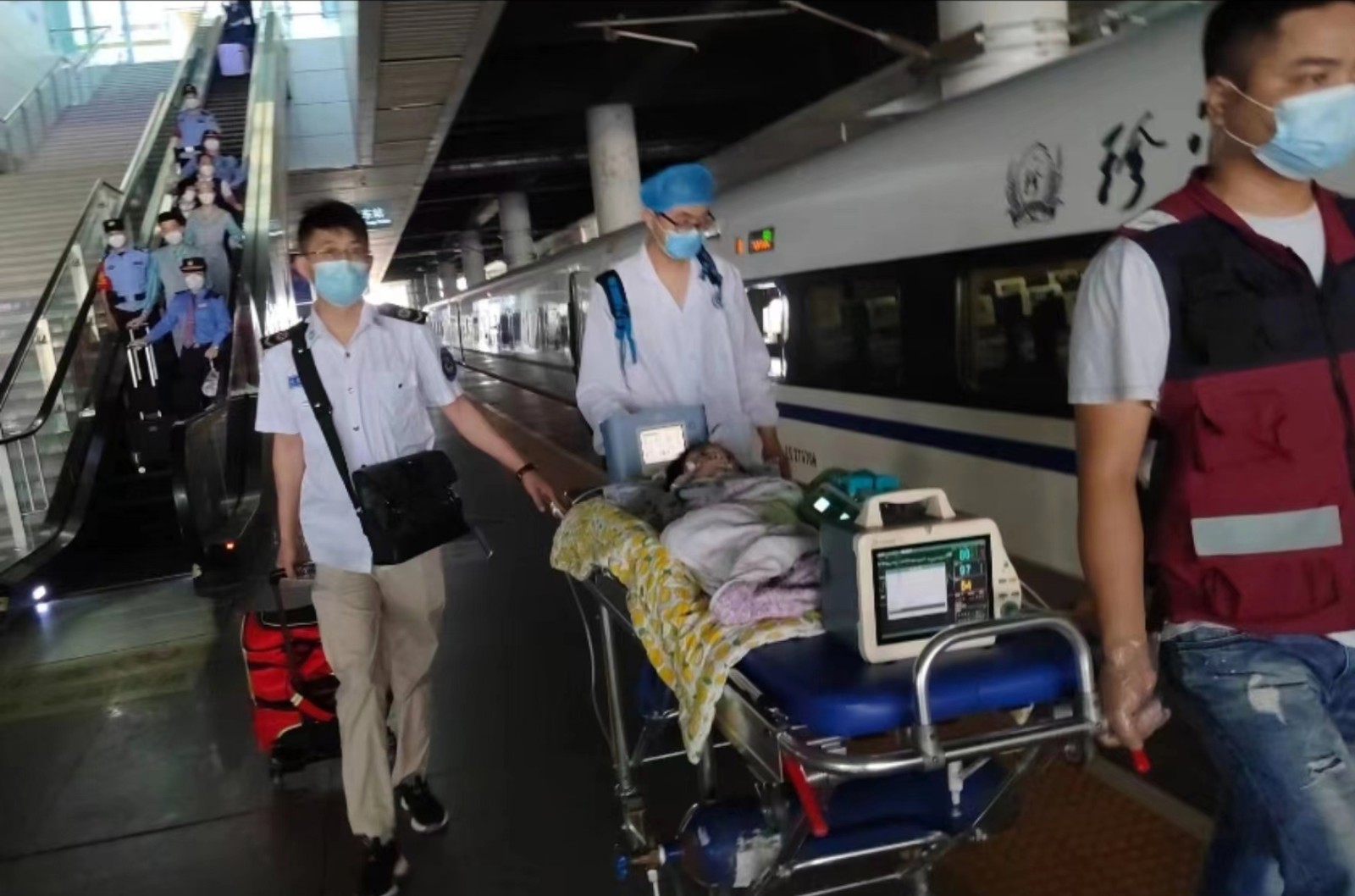 桂东县高铁转运公司